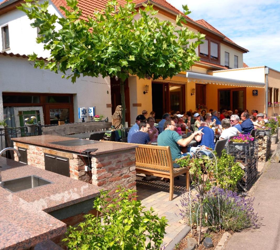 Hotel-Restaurant Laux Merzig Exterior photo