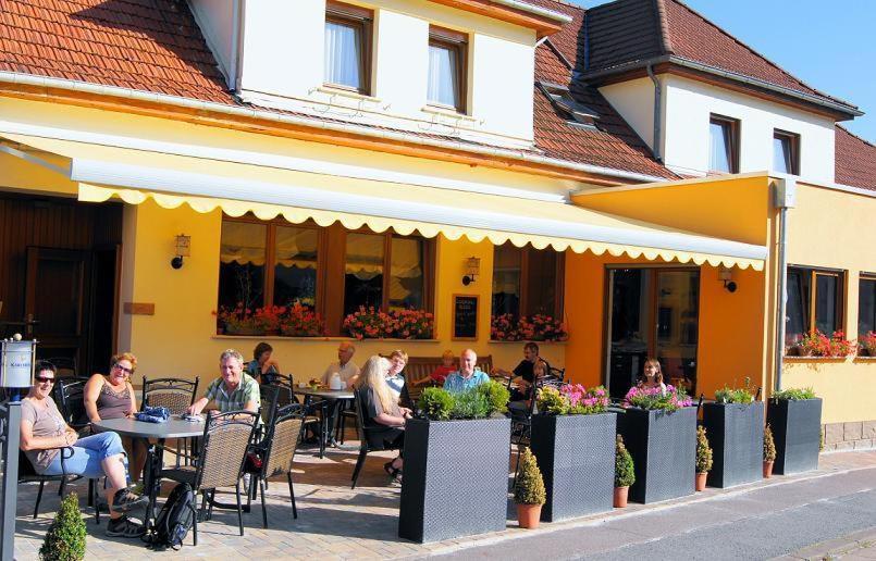 Hotel-Restaurant Laux Merzig Exterior photo